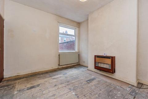 2 bedroom end of terrace house for sale, Taylors Road, Stretford, Manchester, M32