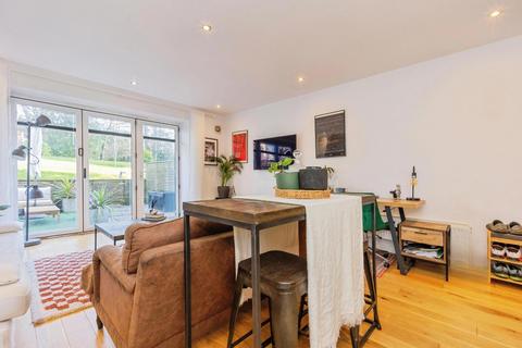 2 bedroom flat for sale, Upper Chorlton Road, Whalley Range, Greater Manchester, M16