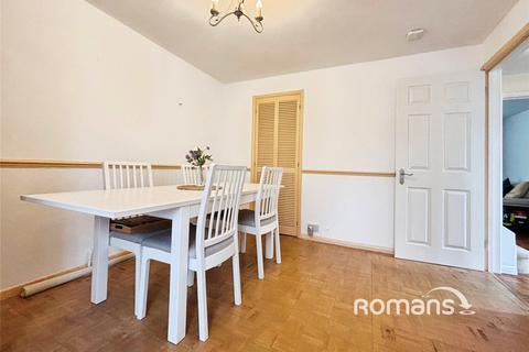 3 bedroom semi-detached house for sale, Cranford Park Drive, Yateley, Hampshire