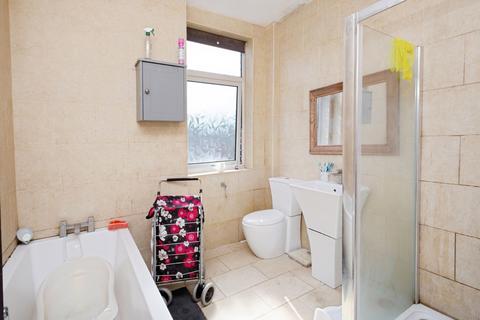 undefined, Hale Lane, Failsworth, Manchester, Greater Manchester, M35