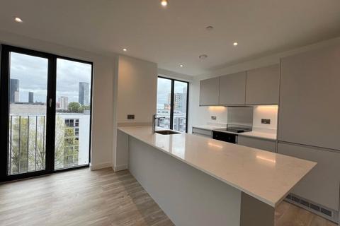 2 bedroom flat for sale, Silkbank Wharf, 21 Derwent Street, Salford, Greater Manchester, M5