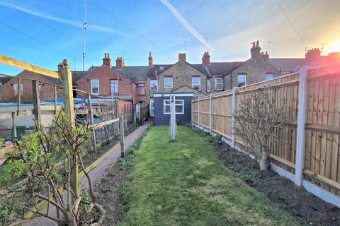 2 bedroom terraced house for sale, Albemarle Road, Gorleston