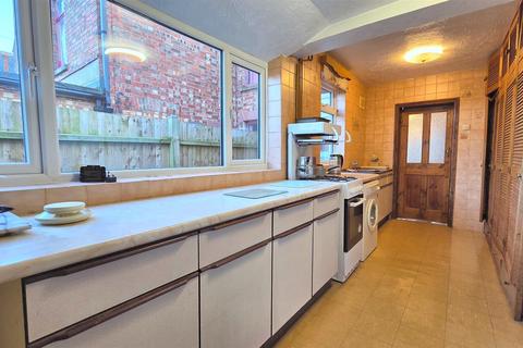 2 bedroom terraced house for sale, Albemarle Road, Gorleston