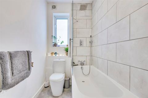 2 bedroom flat for sale, Dale Road, Plymouth, Devon, PL4