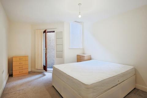 2 bedroom flat for sale, Bridgewater Street, Manchester, Greater Manchester, M3
