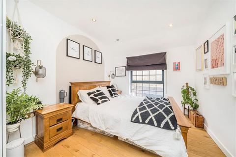 3 bedroom house for sale, Hatcham Park Mews, London SE14