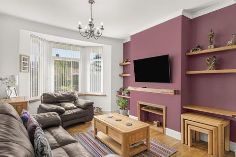 3 bedroom end of terrace house for sale, Grove Place, Cwmbran NP44