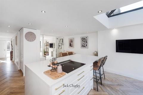 5 bedroom semi-detached house for sale, Stainer Road, Tonbridge