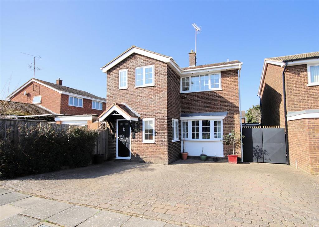 23 Garrett Close-H.jpg