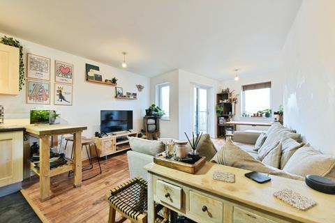 2 bedroom flat for sale, The Waterfront, MANCHESTER, Lancashire, M11