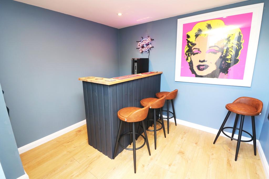 Bar 2