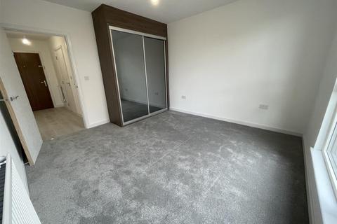1 bedroom apartment to rent, Serin Apartments, 13 Shearwater Drive, London, Greater London, NW9