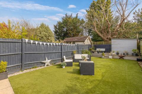 4 bedroom semi-detached house for sale, Manor Road, Rusthall, TN4