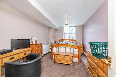 1 bedroom apartment for sale, Navigation Rise, Milnsbridge, Huddersfield