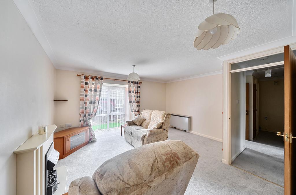 House in Eastleigh, West End - View 4