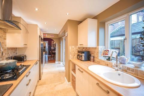 2 bedroom terraced house for sale, Coronation Avenue, Gee Cross, Cheshire, SK14