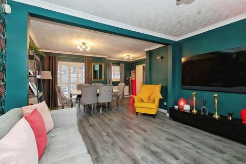 3 bedroom semi-detached house for sale, Hawthorn Road, Droylsden, M43