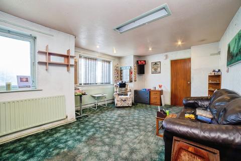4 bedroom house for sale, Hill Fields, ALFRETON, Derbyshire, DE55