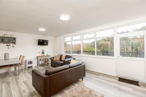 2 bedroom chalet for sale, Summercliffe, Caswell