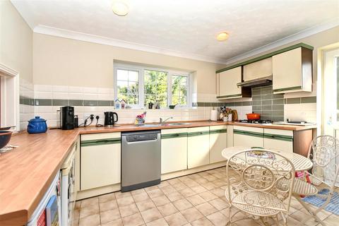 4 bedroom detached house for sale, Greenway, Eastbourne