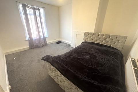 2 bedroom property for sale, Ashton Terrace, Leeds, LS8