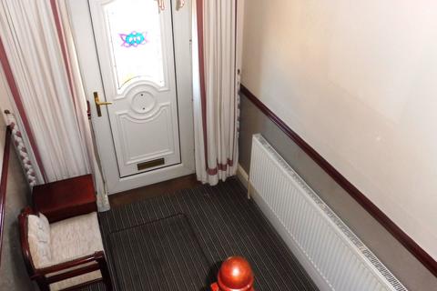 3 bedroom semi-detached house for sale, Lundhill Road, Wombwell S73