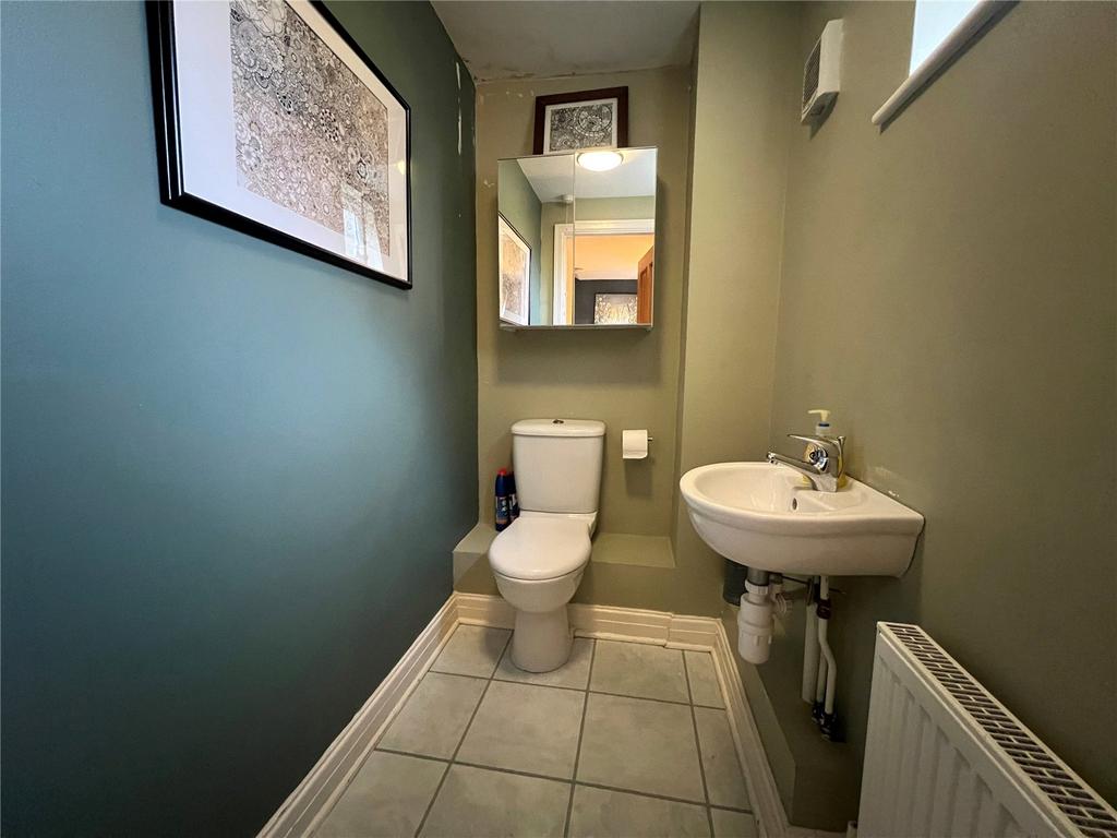 D/Stairs Wc