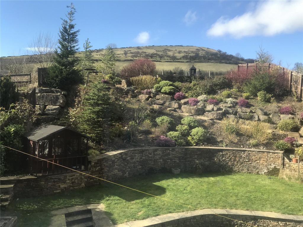 Spacious Rear Garden