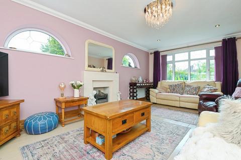 2 bedroom detached bungalow for sale, Easton Way, Frinton-on-Sea CO13