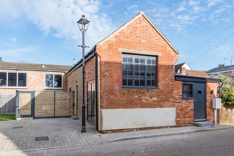 2 bedroom barn conversion for sale, Manor Gardens Barn, Hadleigh