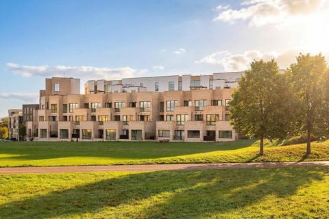 2 bedroom maisonette for sale, at The Icon, Cambridge CB3