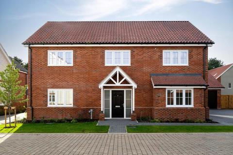 5 bedroom detached house for sale, at St George's Place, Reydon IP18