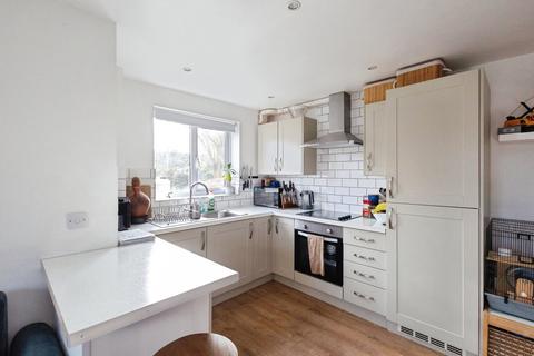 2 bedroom flat for sale, Downes Way, Manchester, Greater Manchester, M22