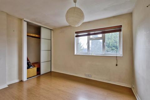 undefined, Chalcombe Avenue, Northampton