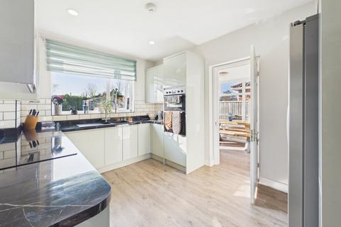 2 bedroom bungalow for sale, Comer Road, Worcester, Worcestershire, WR2