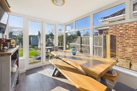 2 bedroom bungalow for sale, Comer Road, Worcester, Worcestershire, WR2