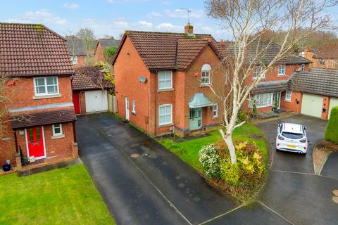 4 bedroom detached house for sale, Kingsbury Close, Warrington