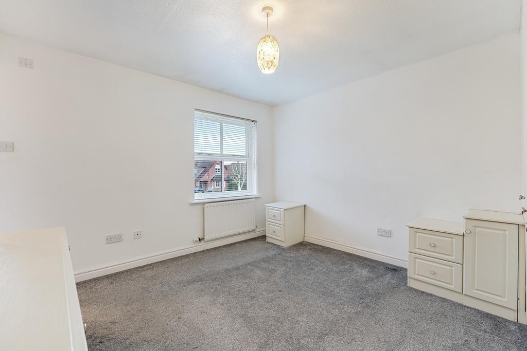 28 KINGSBURY CLOSE-22.jpg