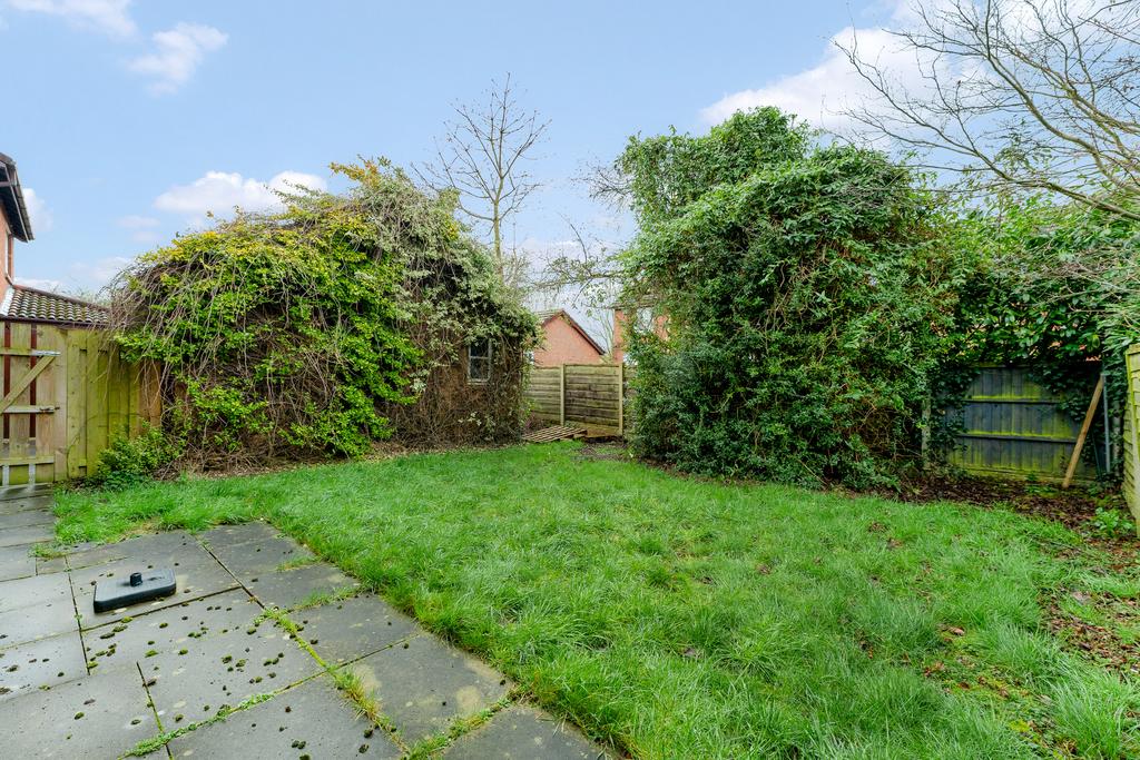 28 KINGSBURY CLOSE-34.jpg