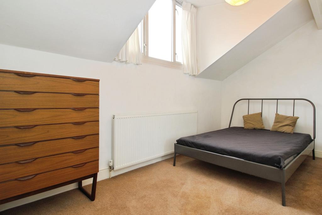 Bed 3