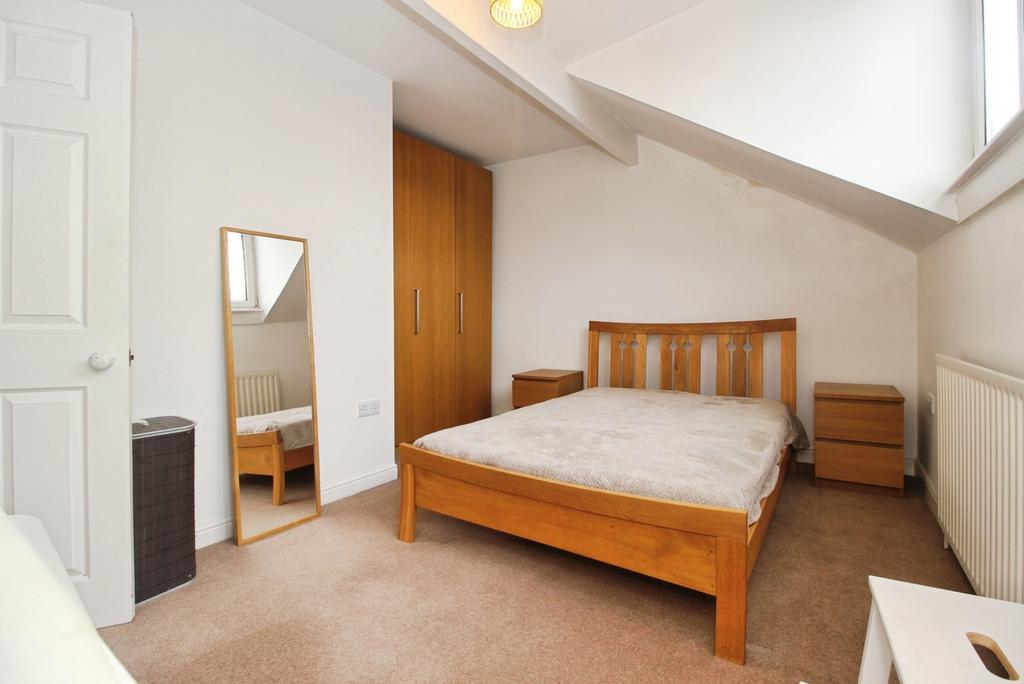 Bed 4