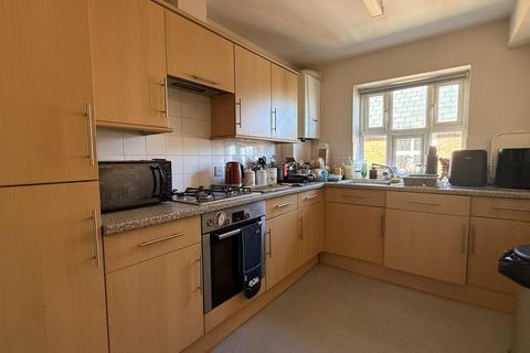 2 bedroom apartment for sale, Newport Road, Cowes