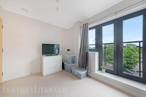 undefined, London Road, MITCHAM