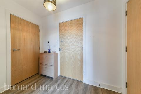 undefined, London Road, MITCHAM