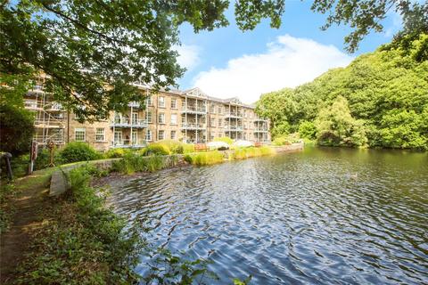 2 bedroom flat for sale, Beestonley Lane, Barkisland, Halifax, West Yorkshire, HX4