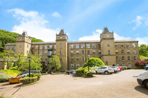 2 bedroom flat for sale, Beestonley Lane, Barkisland, Halifax, West Yorkshire, HX4