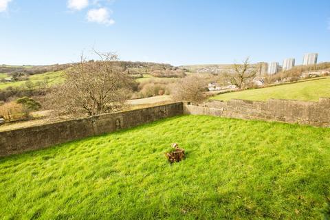 4 bedroom semi-detached house for sale, Walt Royd, Wheatley, Halifax, West Yorkshire, HX2