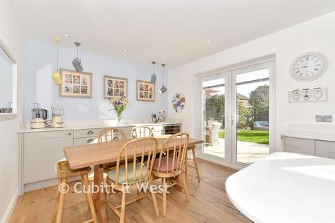 5 bedroom detached house for sale, Mallard Way, Henfield, West Sussex