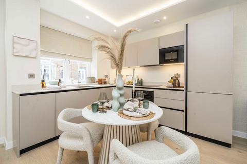 undefined, Warwick Road, London W5
