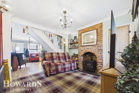 2 bedroom terraced house for sale, St Johns Road, Lowestoft